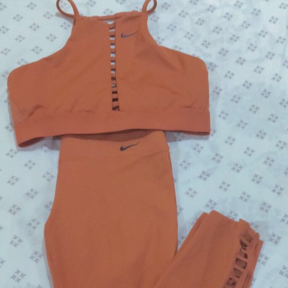 SET NIKE